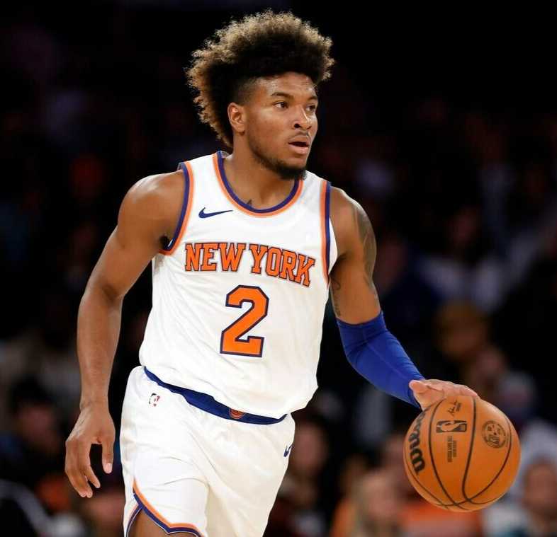 Miles McBride Signed New York Knicks Black Jersey (Beckett) 2021 NBA Draft Pick