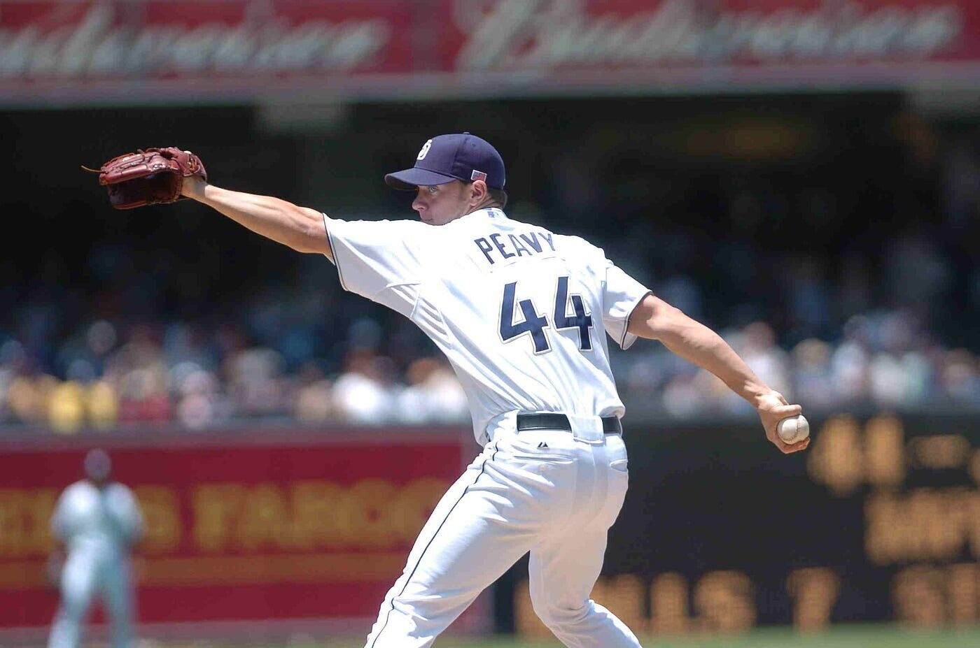 Jake Peavy Signed San Diego Padres Jersey (JSA COA) 2007 Cy Young Award Winner