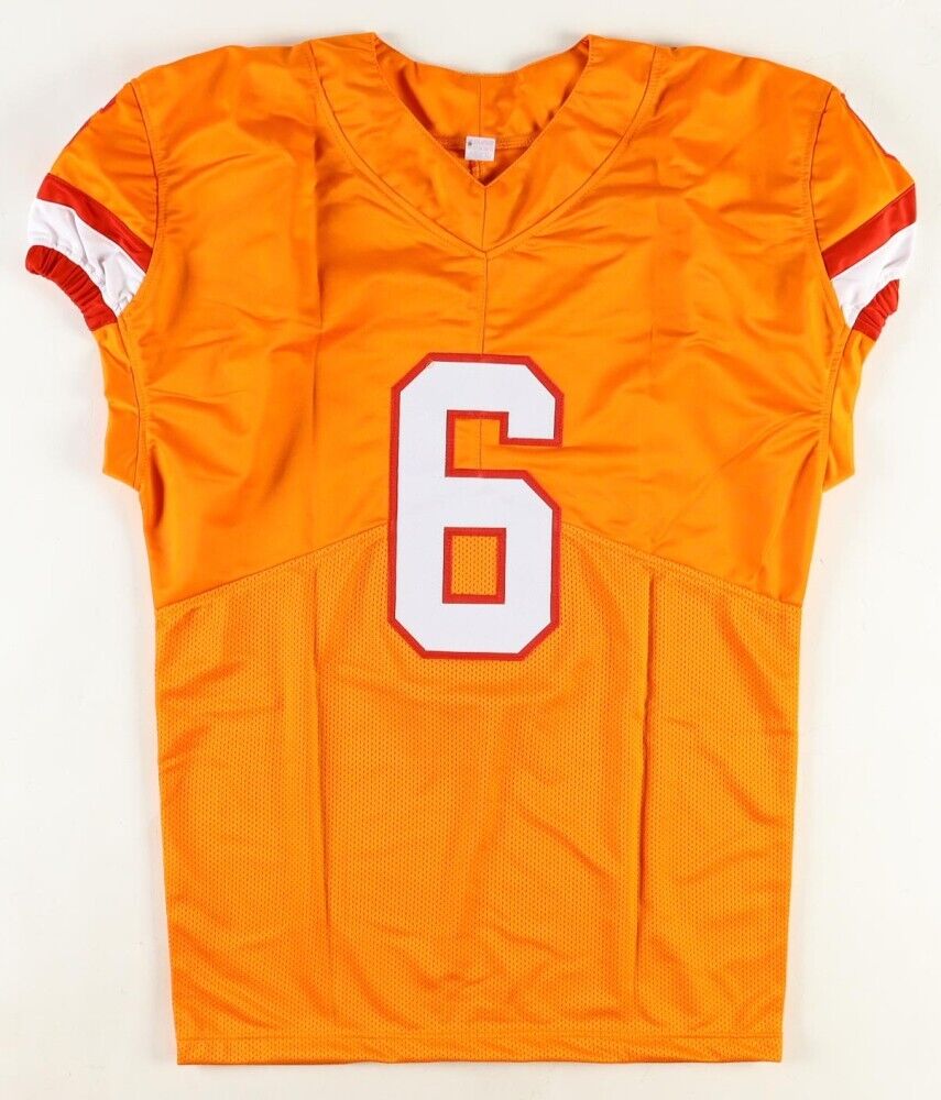 Baker Mayfield Signed Tampa Bay Buccaneers Throwback Creamsicle Jersey (Beckett)