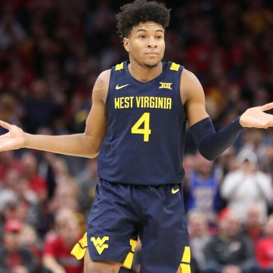 Miles McBride Signed West Virginia Mountaineers Jersey (Beckett) Knicks 2021 Pck