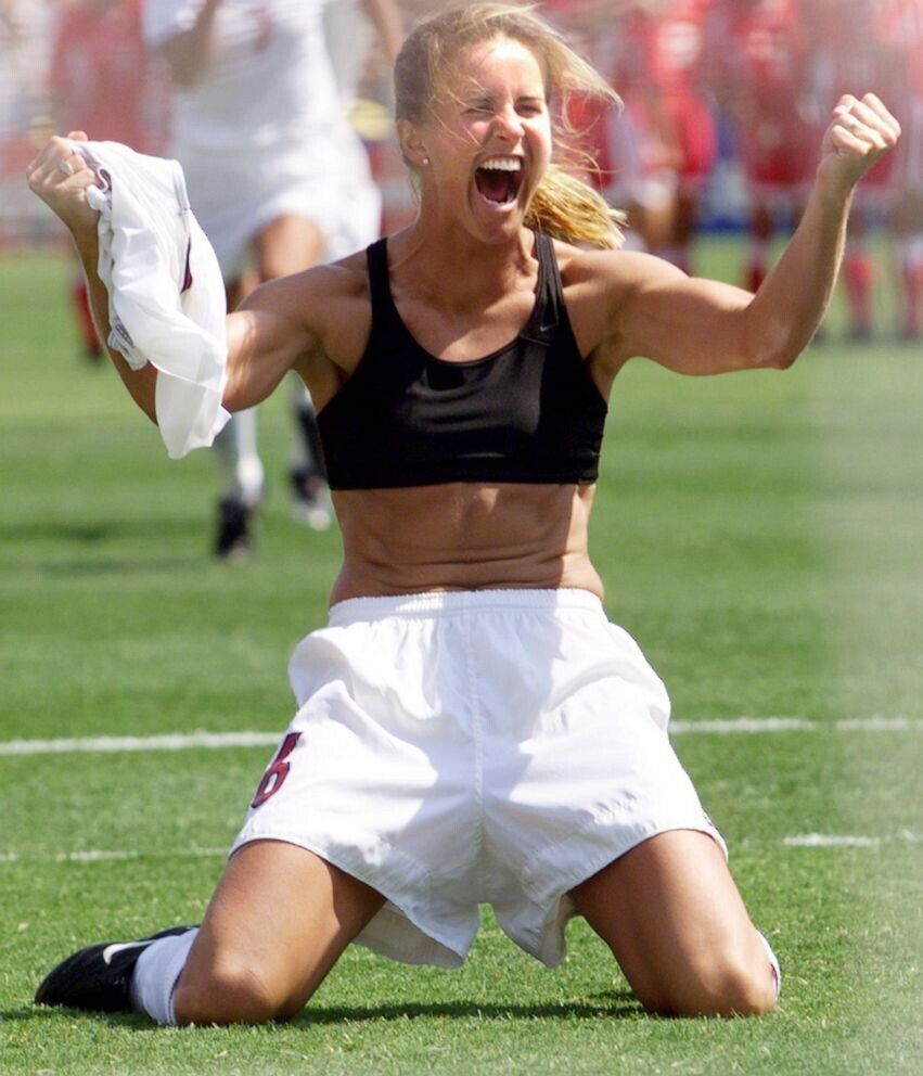 Brandi Chastain Signed Team USA Women Soccer Jersey (JSA COA) 2xWorld Cup Champ