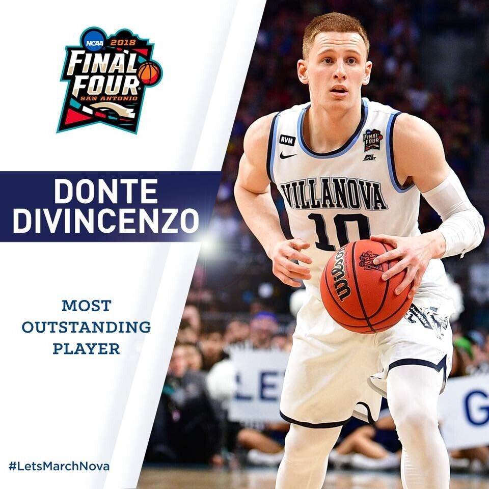 Donte DiVincenzo Signed Villanova Wildcats Jersey (Beckett)Knicks Shooting Guard