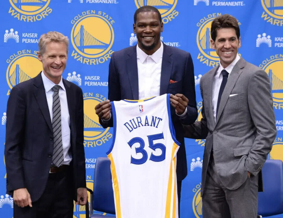 Kevin Durant Signed Golden State Warriors Jersey (Beckett) NBA Champ 2017 & 2018