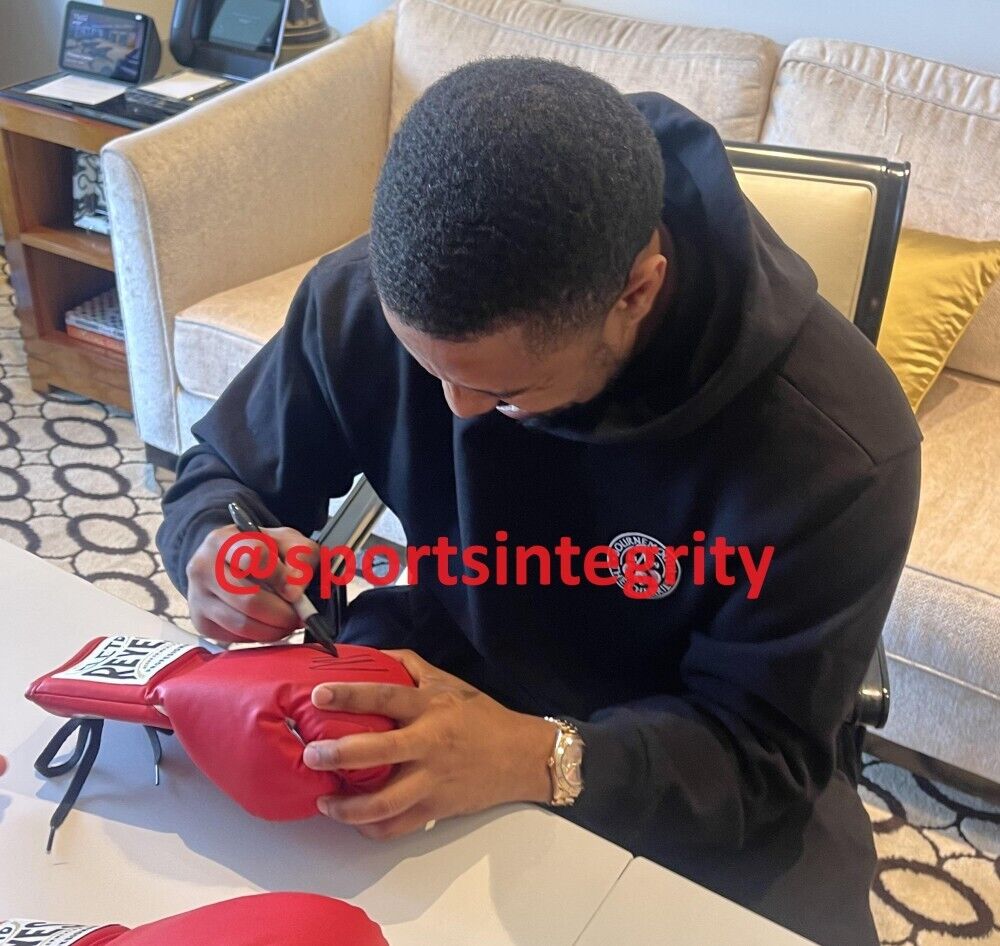 Michael B Jordan (Adonis Creed) Signed Cleto Reyes Boxing Glove (Beckett)
