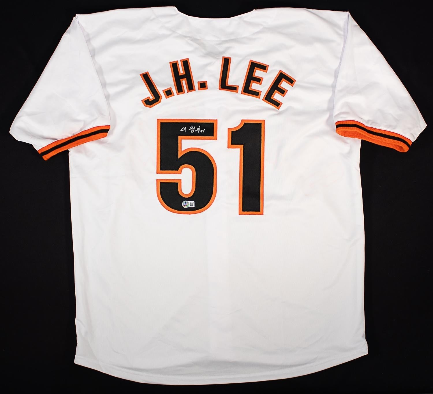 47079135