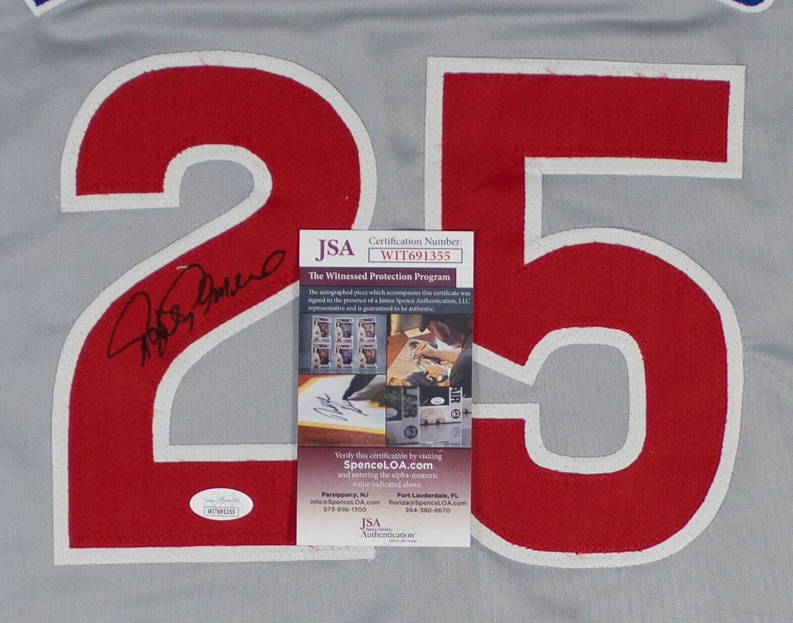 Rafael Palmeiro Signed Cubs Road Jersey (JSA COA) 500 Home Run / 3000 Hit Club