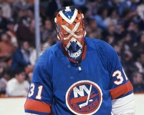 Billy Smith Signed New York Islanders Jersey (JSA COA)4xStanley Cup Champion