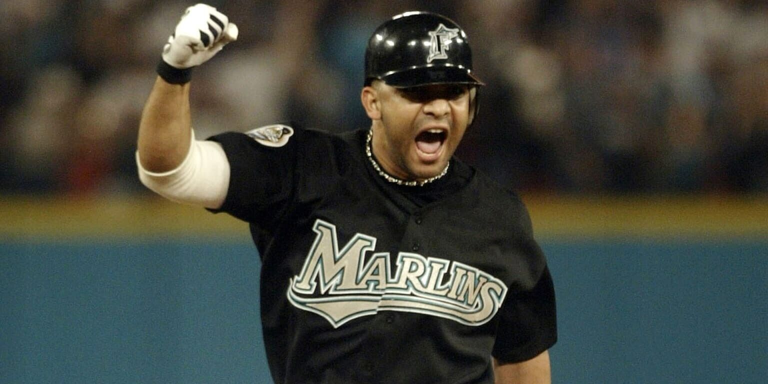 Alex Gonzalez Signed Florida Marlins Jersey Inscribed"03 WSC"(Beckett) Shortstop
