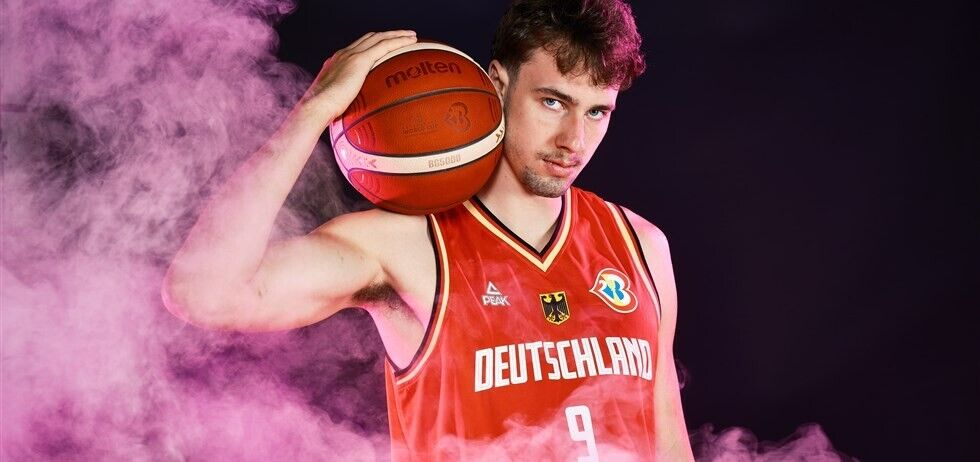 Franz Wagner Signed Team Germany Red Jersey (Beckett) Orlando Magic Forward