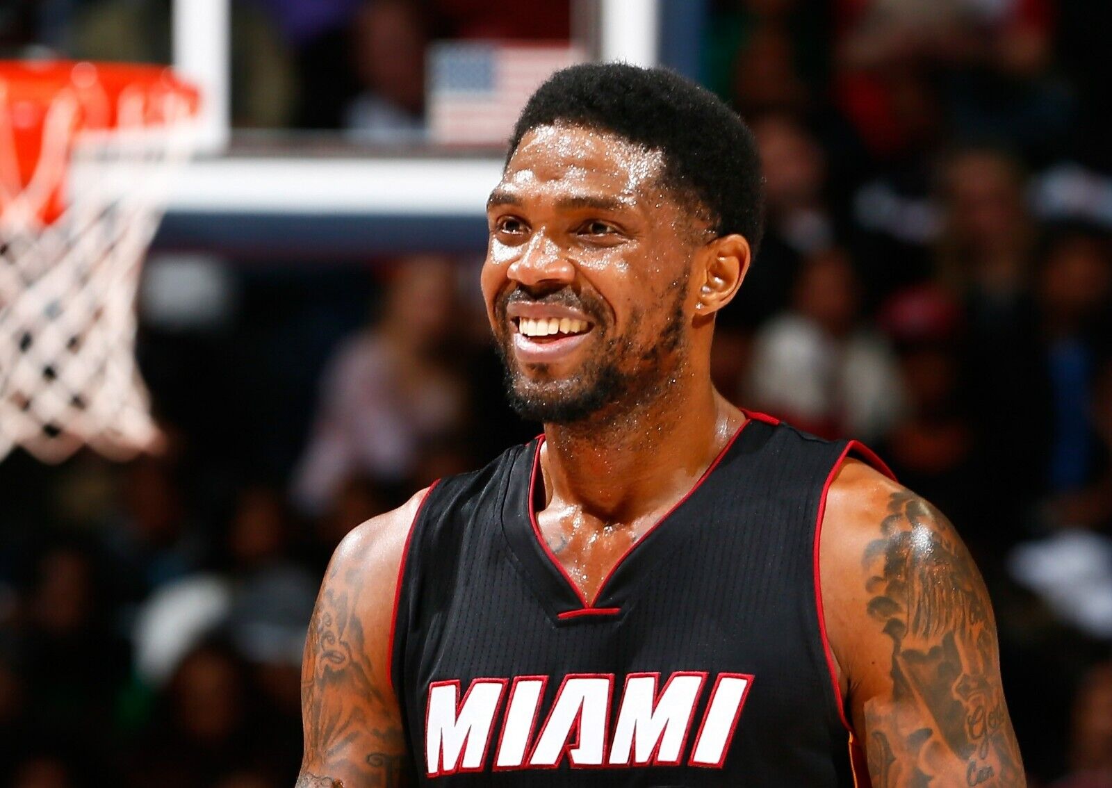 Udonis Haslem Signed Miami Heat White Jersey (Beckett) 3×NBA Champion / Forward