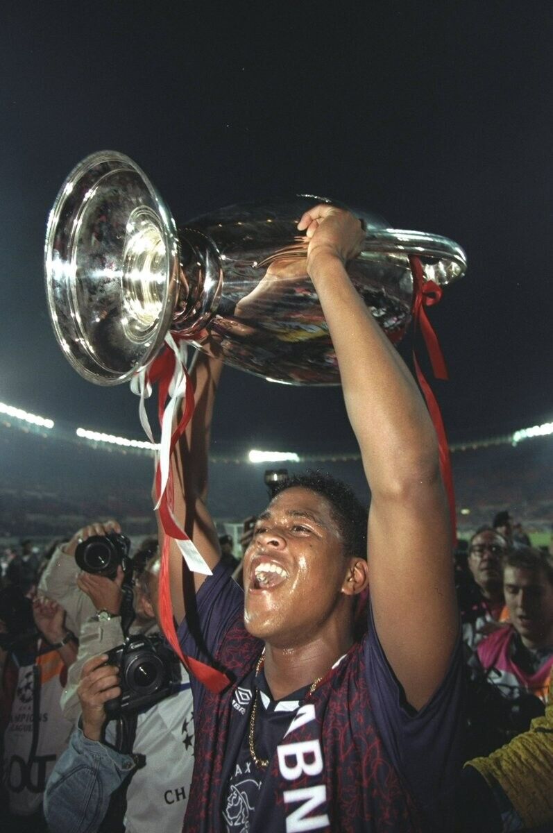Patrick Kluivert Signed Ajax Amsterdam F.C. Jersey (Beckett) 1995 UEFA Champions