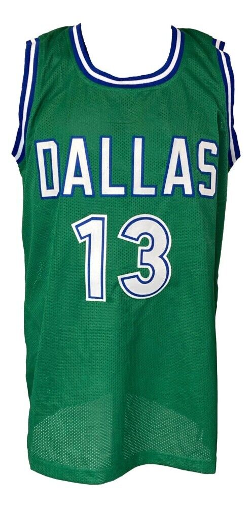Steve Nash Signed Dallas Mavericks Jersey (Beckett) 8xNBA All Star / 2xNBA MVP