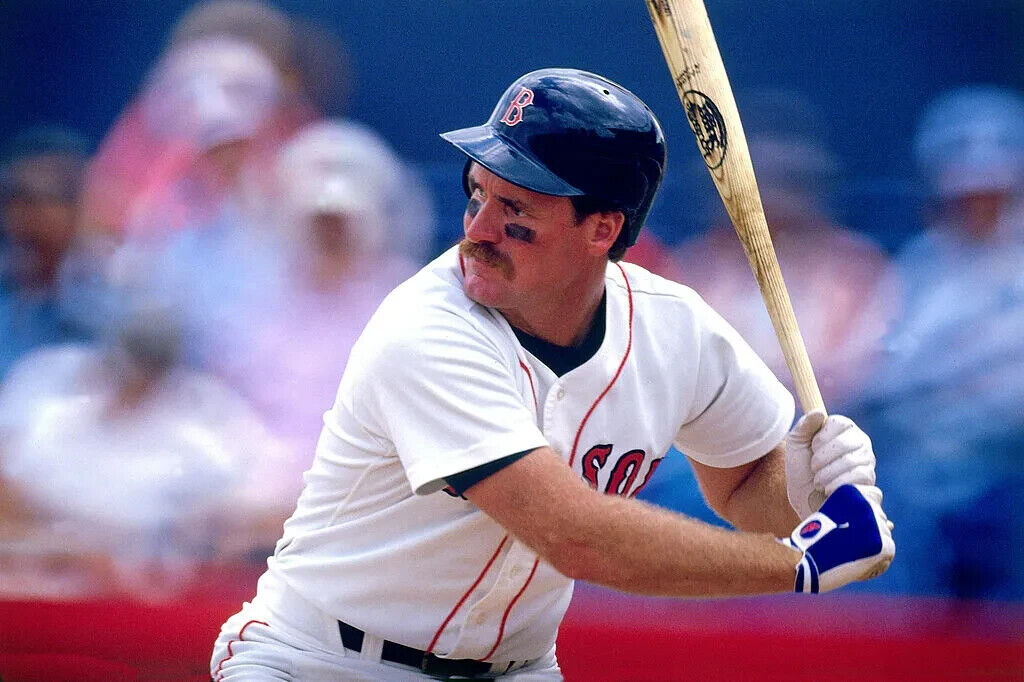 Wade Boggs Signed Boston Red Sox Jersey (Beckett COA) 12×All-Star 3rd Baseman