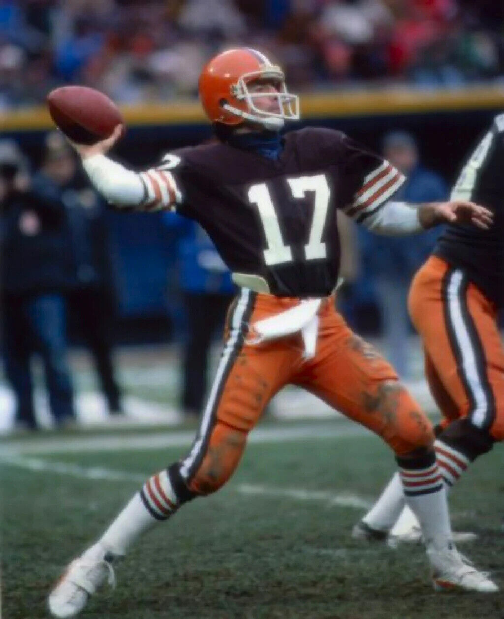 Brian Sipe Signed Cleveland Browns White Jersey (Beckett) Browns Q.B. 1974–1983