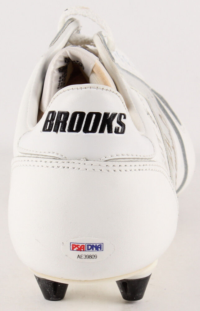 Cal Ripken Jr Signed Brooks Baseball Cleat Inscribed "2131 Consecutive Games"PSA