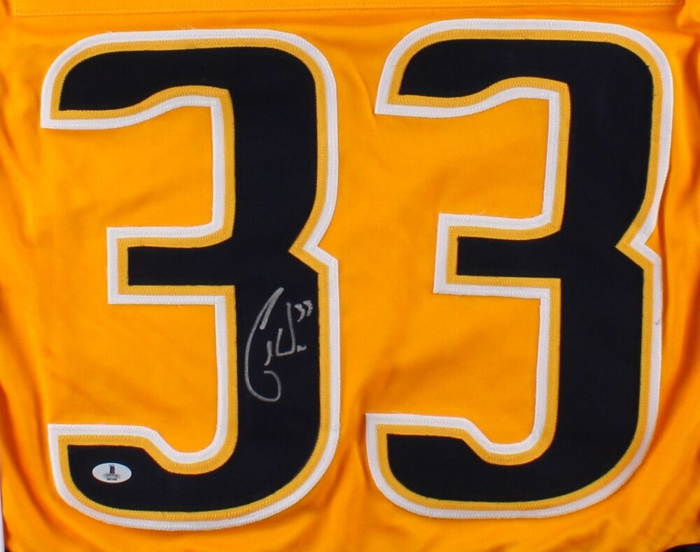 Colin Wilson Signed Predators Jersey (Beckett ) 7th Overall Pick 2008 NHL Draft
