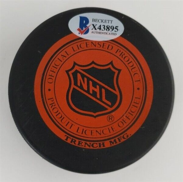 Dino Ciccarelli "550+" Signed Dallas Stars Logo Hockey Puck (Beckett COA)