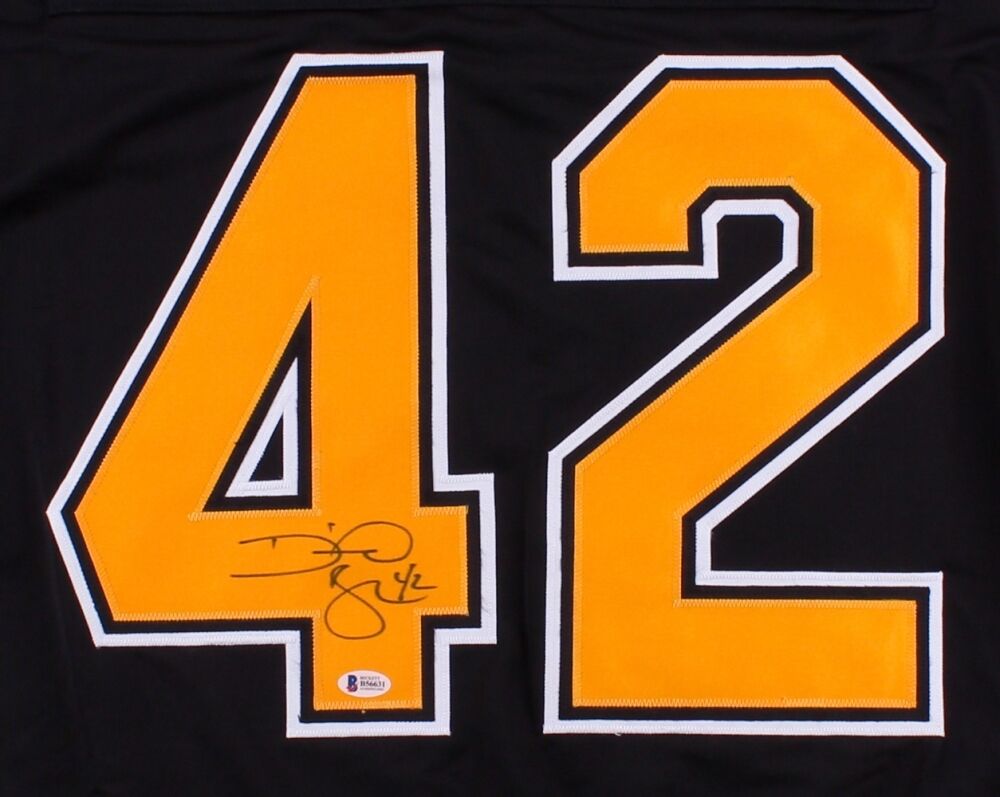 David Backes Signed Boston Bruins Jersey (Beckett) Playing career 2005–present