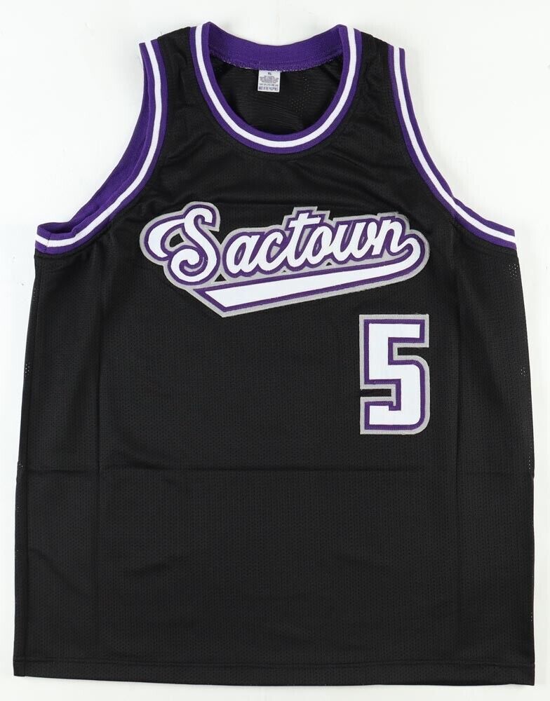 De'Aaron Fox Signed Sacramento Kings Jersey (Beckett) 2017 1st Rd Pk-#5 Overall