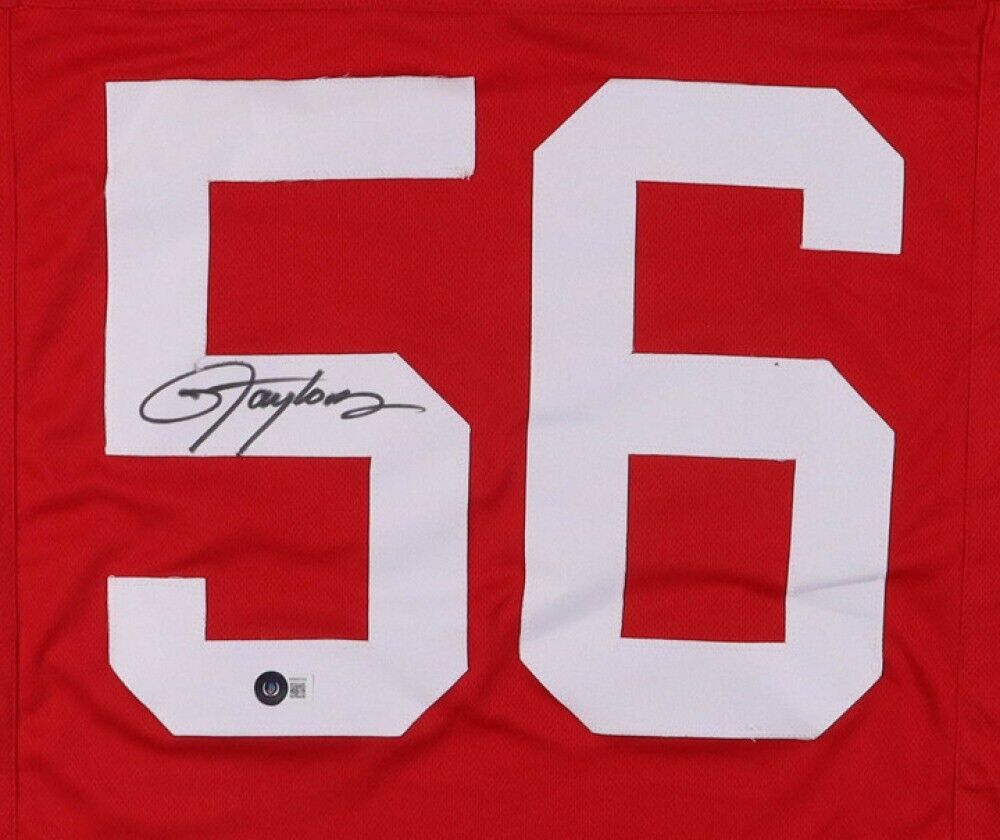 Lawrence Taylor Signed New York Giants Jersey (Beckett) 2×Super Bowl Champion