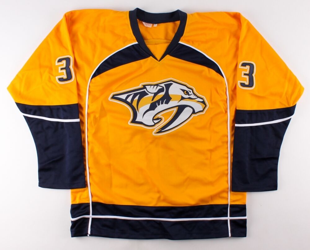Colin Wilson Signed Predators Jersey (Beckett ) 7th Overall Pick 2008 NHL Draft