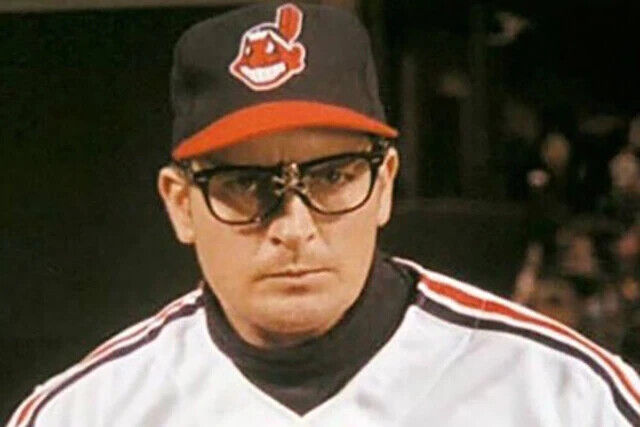 Charlie Sheen Signed Major League 16x20 Photo (Beckett) Ricky Wild Thing Vaughn