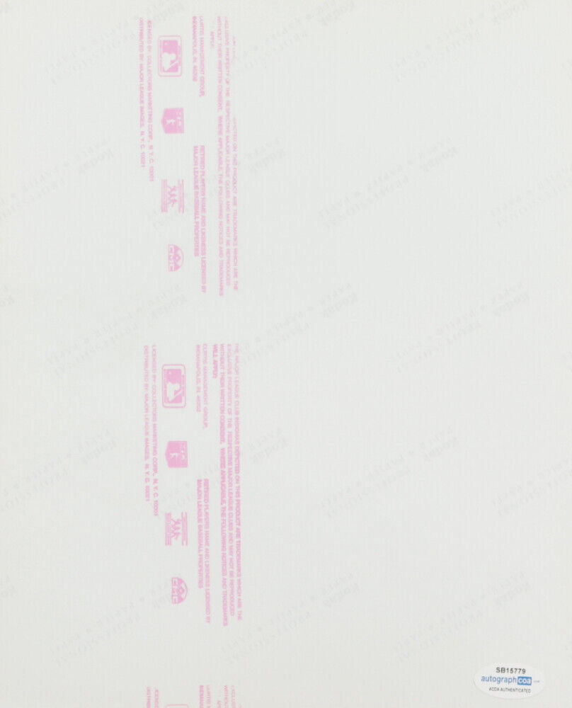 Ernie Banks Signed Chicago Cubs 8x10 Photo (AutographCOA) 512 Home Runs / Mr Cub