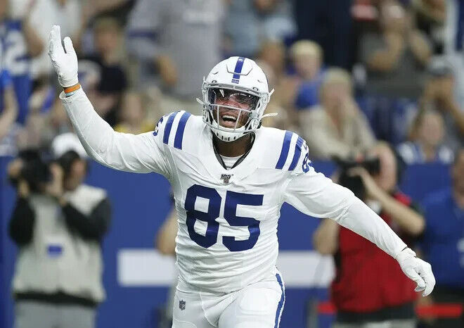Eric Ebron Signed Indianapolis Colts Jersey (Beckett COA) 2018 Pro Bowl T.E.