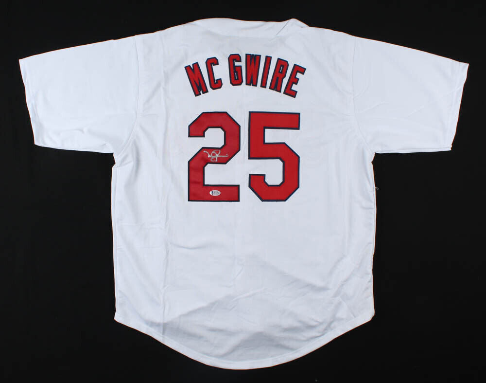 Mark McGwire Signed St. Louis Cardinals Jersey (Beckett Holo) Big Mac / 583 HRs