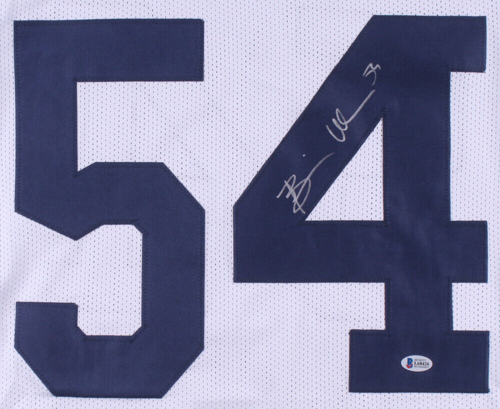 Brian Urlacher Signed Chicago Bears Jersey (Beckett Holo)  8xPro Bowl Linebacker