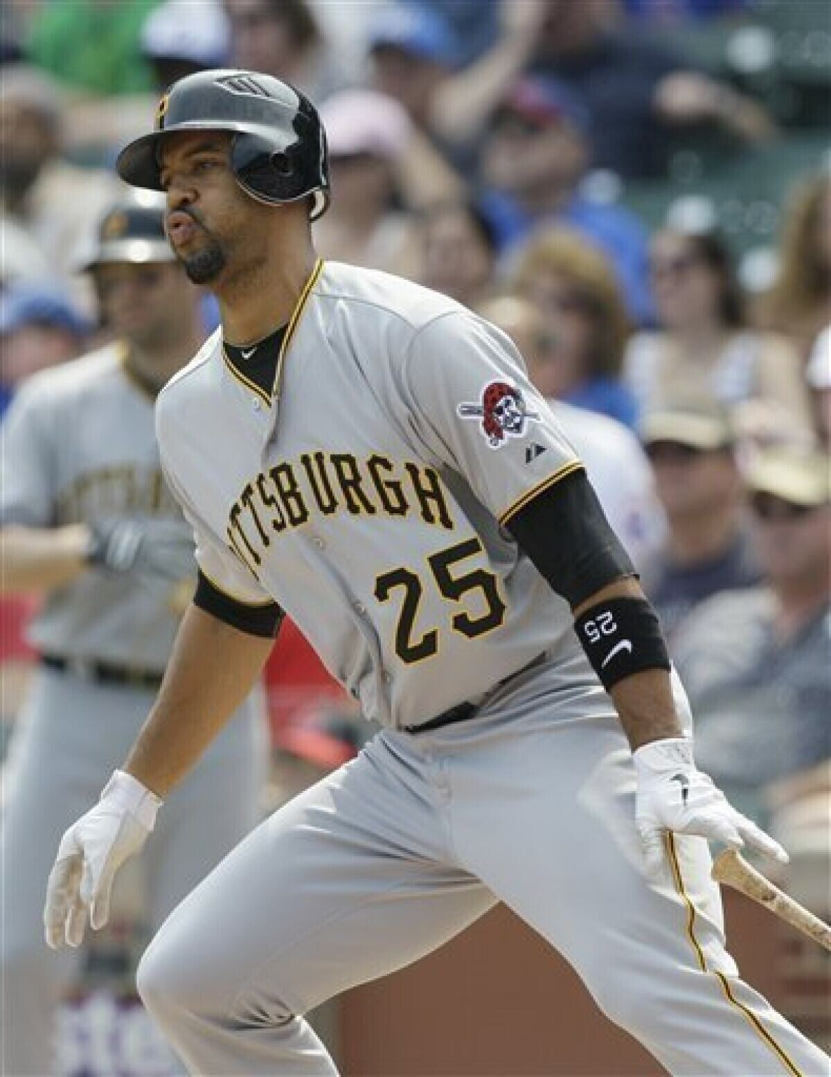 Derrek Lee Signed Rawlings Baseball Bat (JSA) Cubs, Marlins, Pirates, Orioles 1B