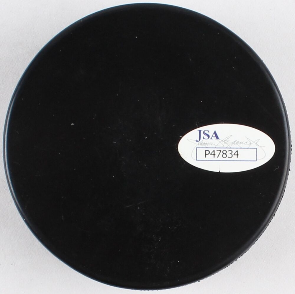 Max Pacioretty Signed Team USA Logo Hockey Puck (JSA COA) Montreal Canadiens