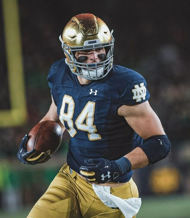 Cole Kmet Signed Notre Dame Fighting Irish Jersey (JSA COA) Chicago Bears T End