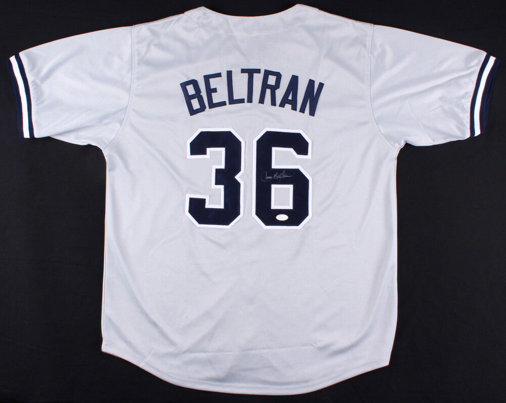 Carlos Beltran Signed New York Yankees Jersey (JSA Hologram) "Señor Octubre"