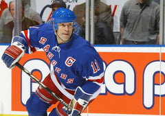 Mark Messier Signed New York Rangers 35x43 Framed Jersey (JSA) Stanley Cup Champ