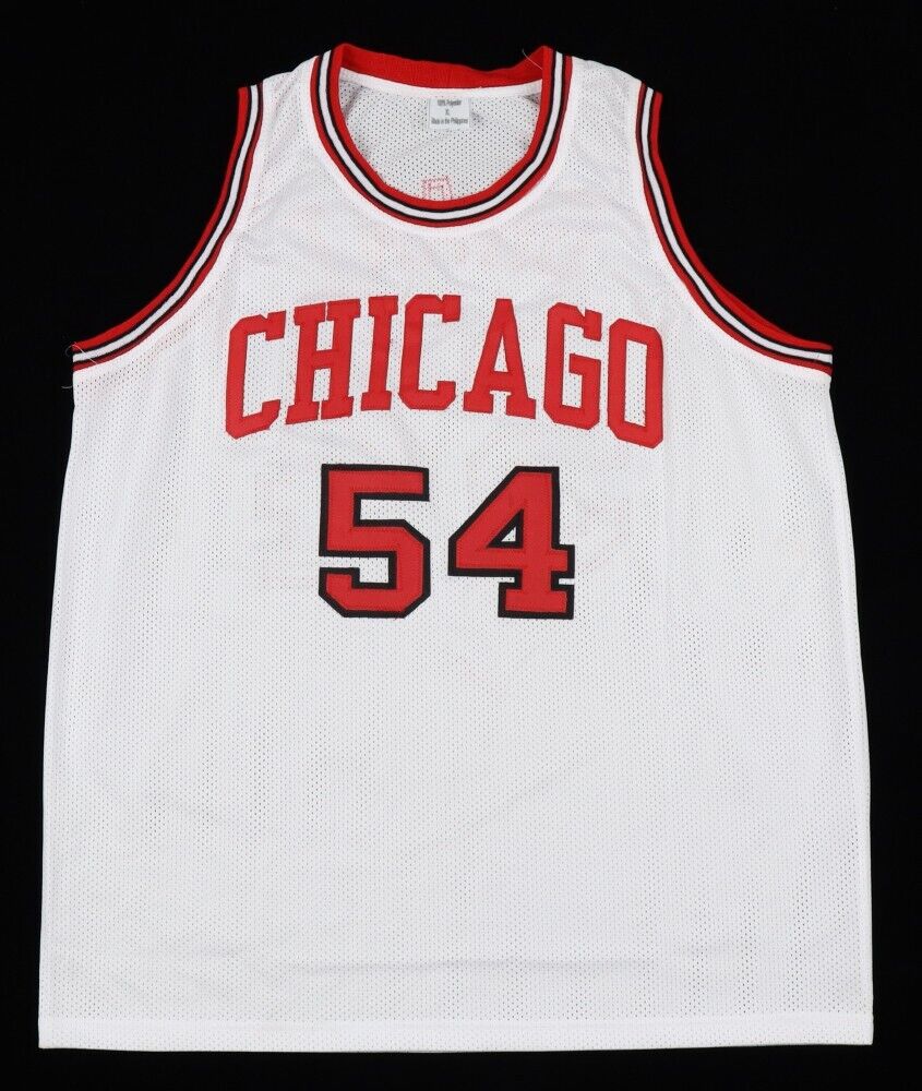 Horace Grant Signed Chicago Bulls White Jersey (Beckett) 4xNBA Champion Forward