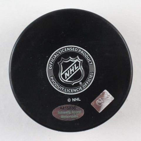 Brett Hull Signed Detroit Redwings Puck Inscribed "HOF 2009" (Schwartz Sports)
