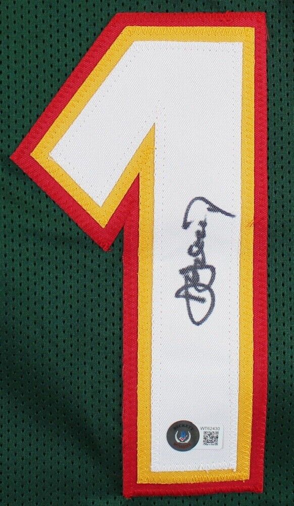 Detlef Schrempf Signed Seattle Supersonics Jersey (Beckett) 3xAll Star Forward