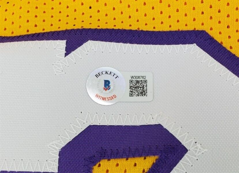 Gail Goodrich Signed Los Angeles Lakers Jersey (Beckett COA) 1972 NBA Champion