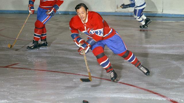Yvan Cournoyer Signed Montreal Canadiens Jersey (JSA COA)Conn Smythe Trophy 1973