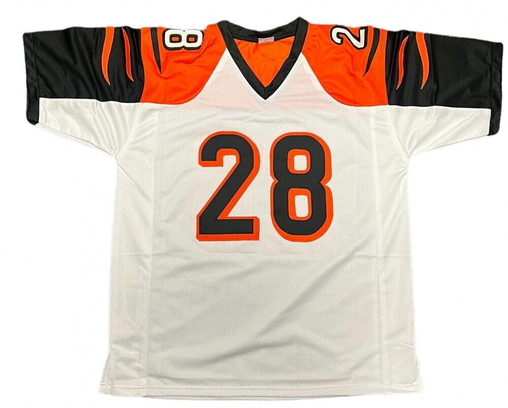 Joe Mixon Signed Cincinnati Bengals Jersey (JSA) 3x1000 Yard Rush / Running Back