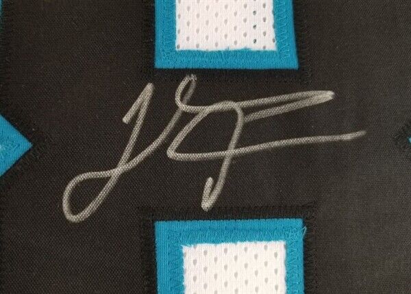Thomas Davis Sr. Signed Panthers Jersey (JSA COA) 3×Pro Bowl L.B (2015 - 2017)