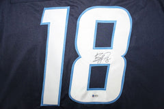 Bryan Little Signed Winnepeg Jets Jersey (Beckett COA) NHL Career 2007–present