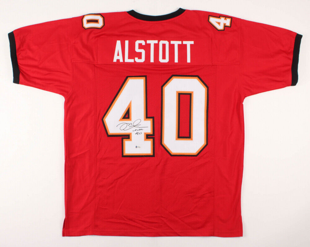 Mike Alstott Signed Tampa Bay Buccaneers Jersey (Beckett COA) 6×Pro Bowl F.B.