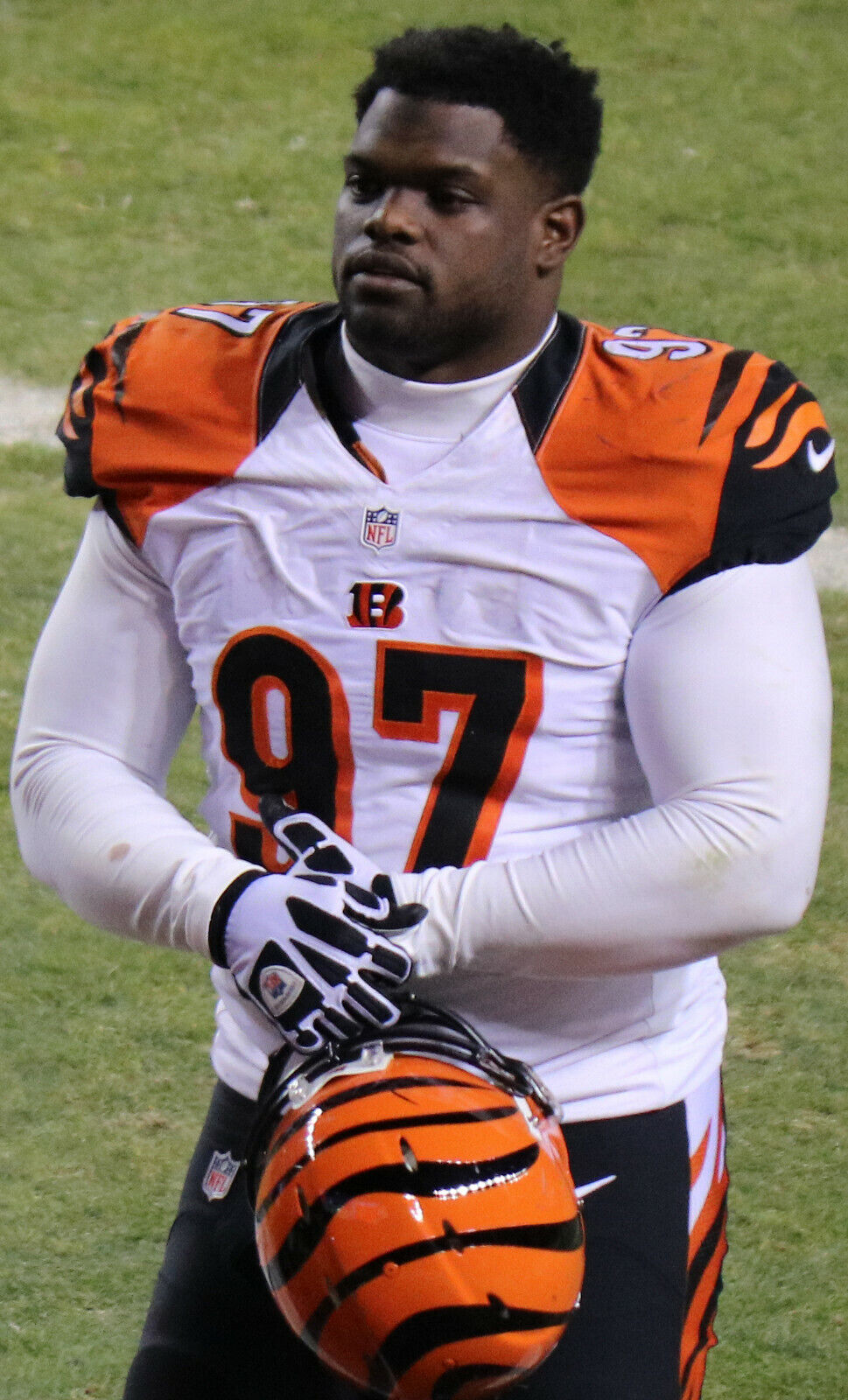 Geno Atkins Signed Georgia Bulldogs Jersey (JSA COA) Cin Bengals 8xPro Bowl D.T.