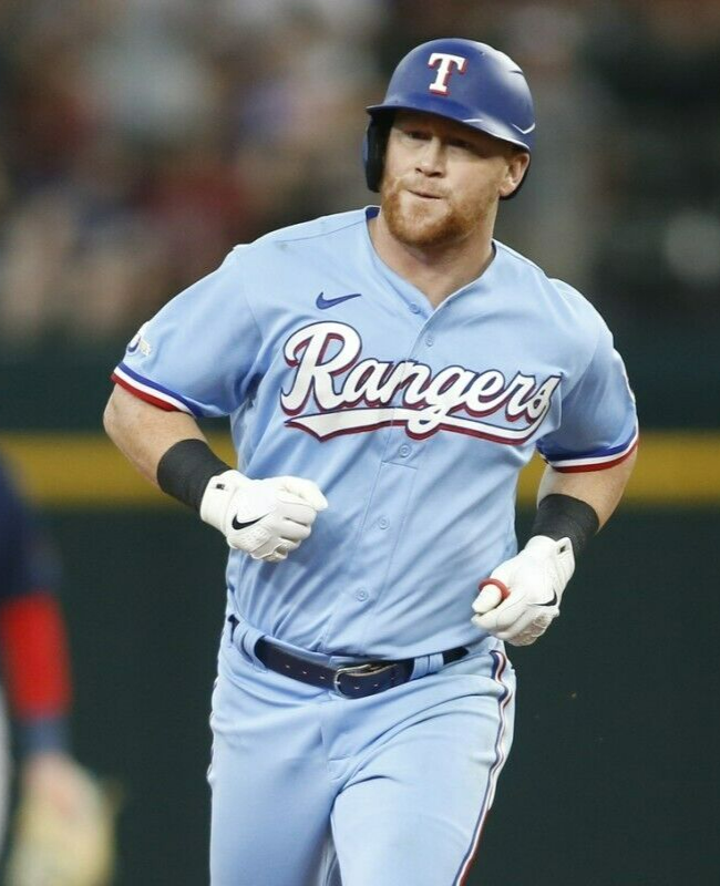 Kole Calhoun Signed Texas Rangers Nike Jersey (JSA COA) 2015 Gold Glove O.F.