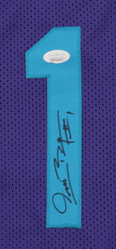 Tyrone Muggsy Bogues Signed Charlotte Hornets Jersey (JSA COA) 1st Rd Pck 1987