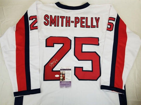 Devante Smith-Pelly Signed Washington Capitals White Home Jersey (JSA COA)
