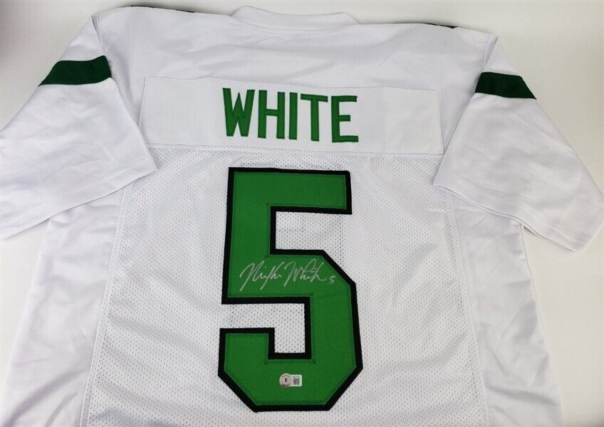 Mike White Signed New York Jets Jersey (Beckett) 2022 N.Y. Starting Quarterback