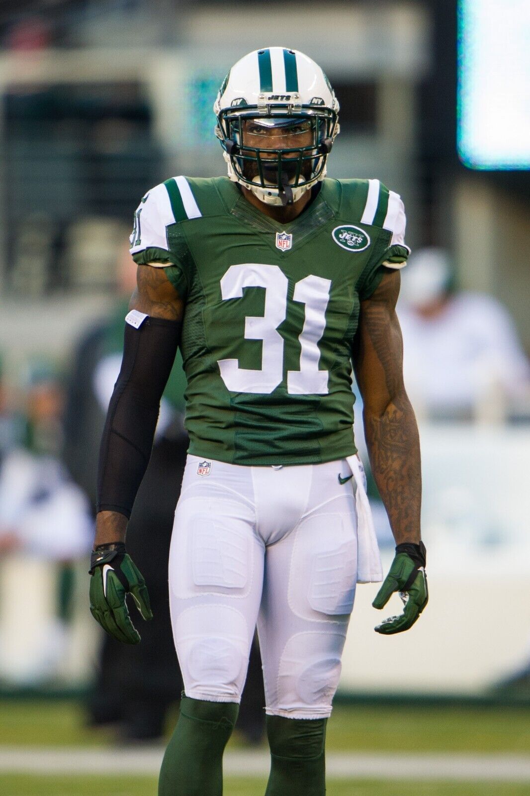 Antonio Cromartie Signed New York Jets Jersey (JSA COA) 4X Pro Bowl Def. Back